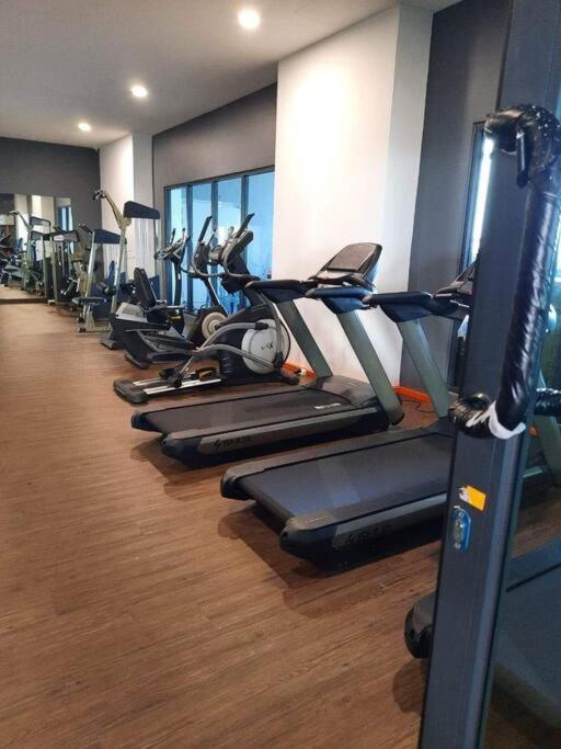 Hidayah Homestay Near Ukm And Ktm Station With High Speed Wifi - Pool & River View 班吉 外观 照片